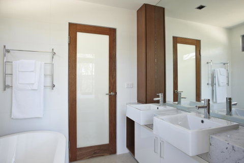 Aqua Resort Busselton - VIC Tourism 5