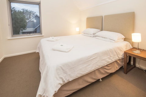 Cape View Beach Resort - VIC Tourism 5