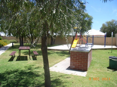 Cape View Beach Resort - VIC Tourism 41