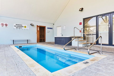 Cape View Beach Resort - VIC Tourism 15