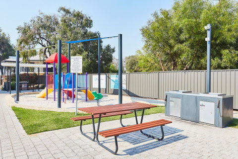 Cape View Beach Resort - VIC Tourism 16