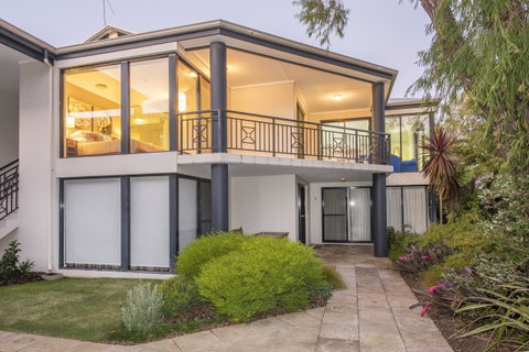 Cape View Beach Resort - VIC Tourism 34