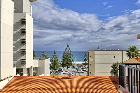 West Beach Lagoon 123 - Location & Views!!! - VIC Tourism 13