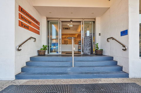 Nomads Byron Bay Backpackers - VIC Tourism 1