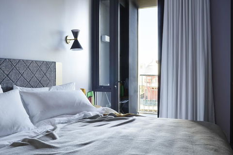 Alex Hotel - VIC Tourism 21