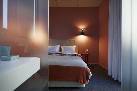 Alex Hotel - VIC Tourism 16