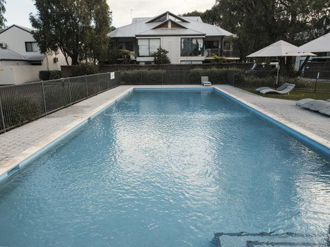 FortyOne - Oceanside Retreat Busselton - VIC Tourism 15