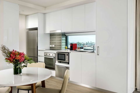 Ramada By Wyndham VetroBlu Scarborough Beach - VIC Tourism 44