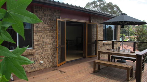 Pendeli Beach House - VIC Tourism 8