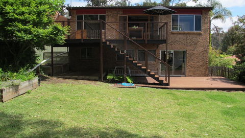 Pendeli Beach House - VIC Tourism 9