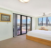 Darling Harbor Apartment - VIC Tourism