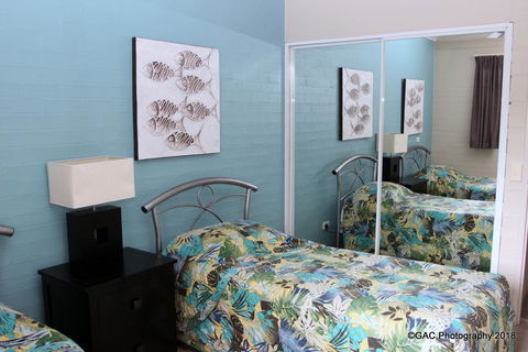 Mollymook Cove Apartments - VIC Tourism 21