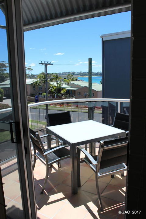 Mollymook Cove Apartments - VIC Tourism 18