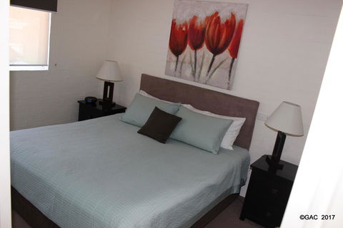 Mollymook Cove Apartments - VIC Tourism 25