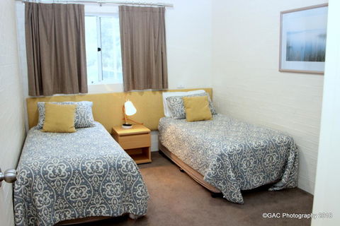 Mollymook Cove Apartments - VIC Tourism 26