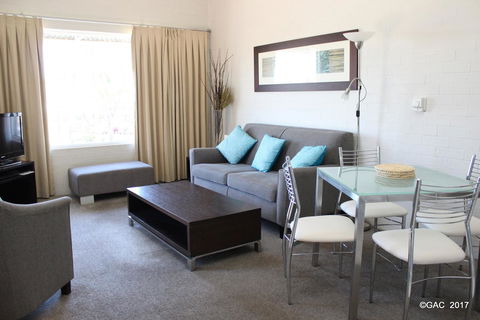 Mollymook Cove Apartments - VIC Tourism 32