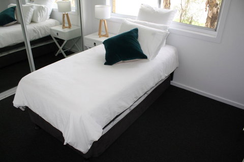 Ocean Breeze At Caba - VIC Tourism 16