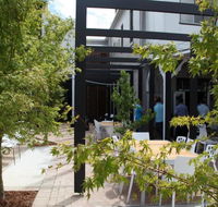 Crossroads Hotel - VIC Tourism