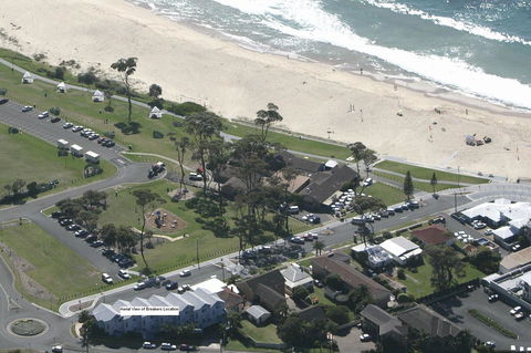 Breakers Apartments - VIC Tourism 17