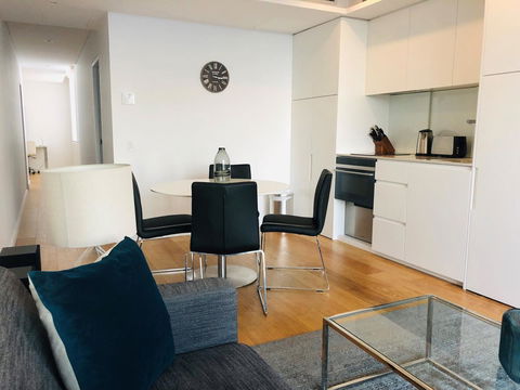 Wyndel Apartments Neutral Bay - Military - VIC Tourism 4