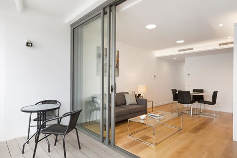 Wyndel Apartments Neutral Bay - Military - VIC Tourism 10