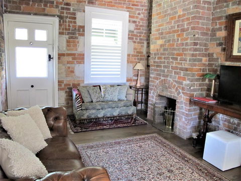 Apple Tree Cottage - VIC Tourism 13