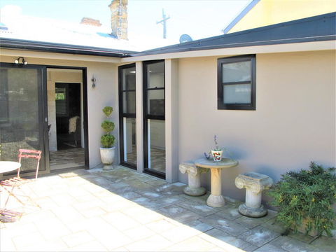 Apple Tree Cottage - VIC Tourism 30