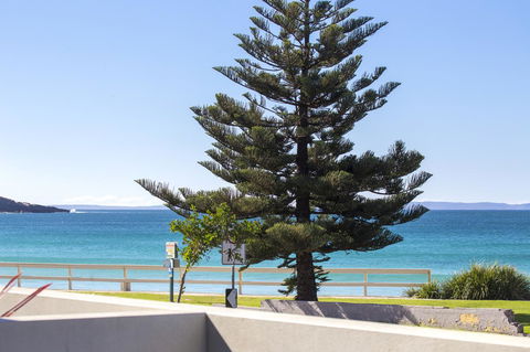 Beachfront 2 - VIC Tourism 19