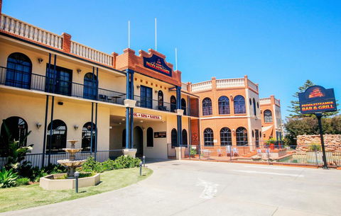 Albury Paddlesteamer Motel - VIC Tourism 0