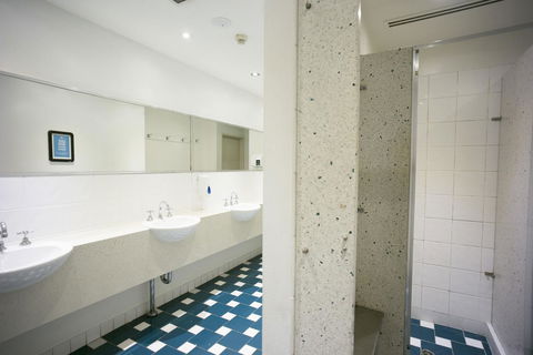 YHA Sydney Central - VIC Tourism 15