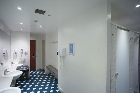 YHA Sydney Central - VIC Tourism 7
