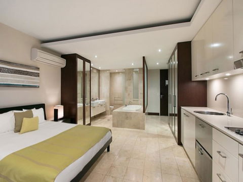Santai 321 Beachside Studio - VIC Tourism 4