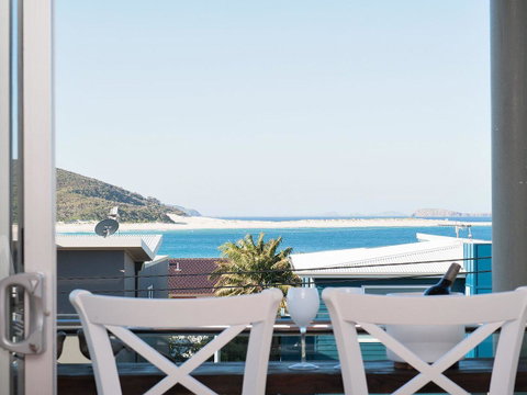 Blue View @ Fingal Bay - VIC Tourism 13