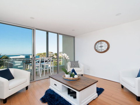 Blue View @ Fingal Bay - VIC Tourism 5