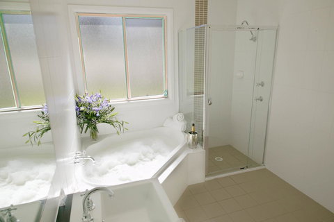 Nightingale Villas - VIC Tourism 9