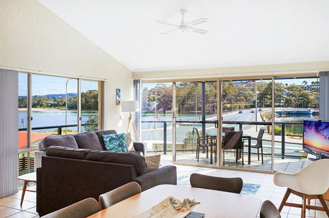 Sails Luxury Apartments Merimbula - VIC Tourism 31