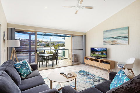 Sails Luxury Apartments Merimbula - VIC Tourism 25