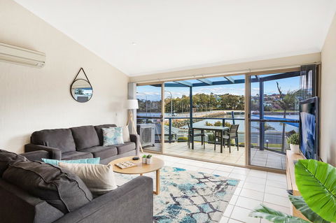 Sails Luxury Apartments Merimbula - VIC Tourism 29