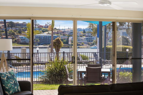 Sails Luxury Apartments Merimbula - VIC Tourism 18