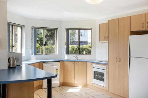 Sails Luxury Apartments Merimbula - VIC Tourism 7
