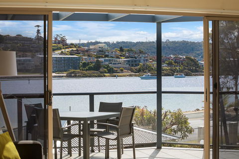 Sails Luxury Apartments Merimbula - VIC Tourism 2