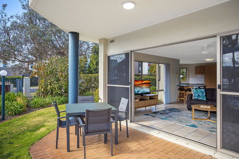 Sails Luxury Apartments Merimbula - VIC Tourism 10