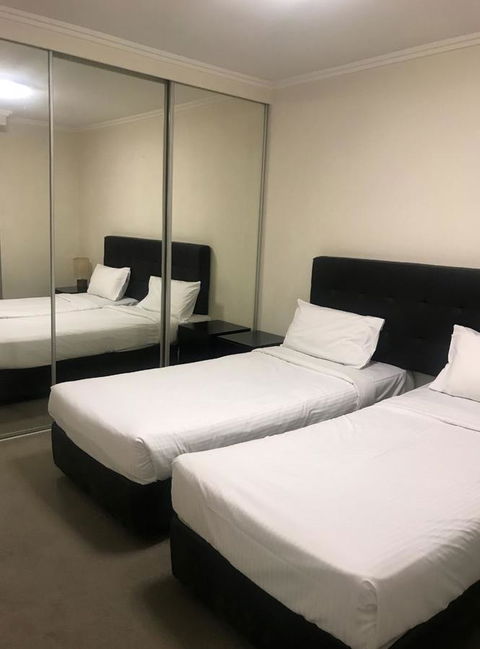 Fiori Apartments - VIC Tourism 9