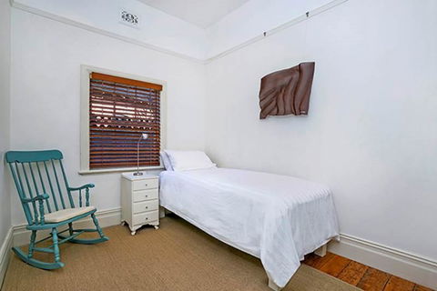 Holiday Home Fairy Bower Road Manly FAB05 - VIC Tourism 7
