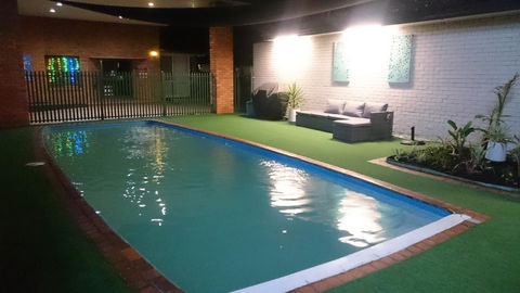 Adelong Motel - VIC Tourism 2
