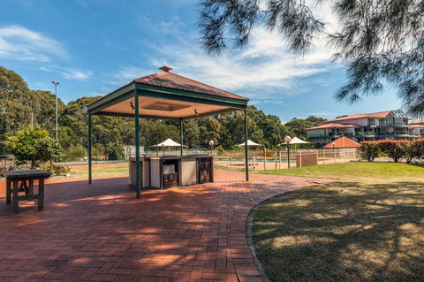 Condo 105 @ Horizons Golf Resort - Salamander Bay NSW - VIC Tourism 24