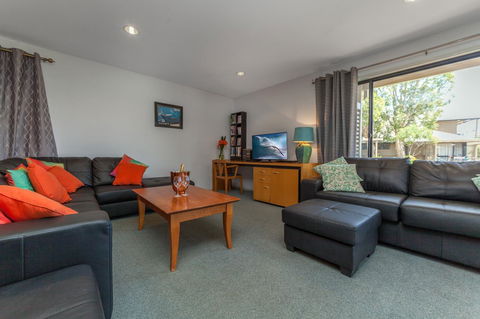 Condo 105 @ Horizons Golf Resort - Salamander Bay NSW - VIC Tourism 6