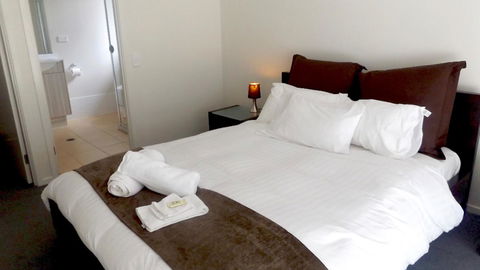 Jindabyne Executive - VIC Tourism 1