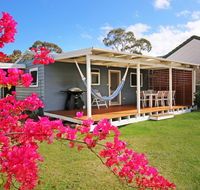 Hayes Beach House - Jervis Bay - Pet Friendly - VIC Tourism