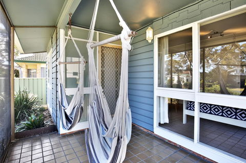 Hayes Beach House I Award Winner I 4 Mins To Beach - VIC Tourism 16